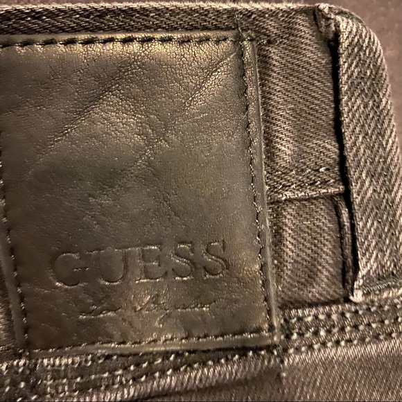 Guess: Jeans - Picture 3 of 4